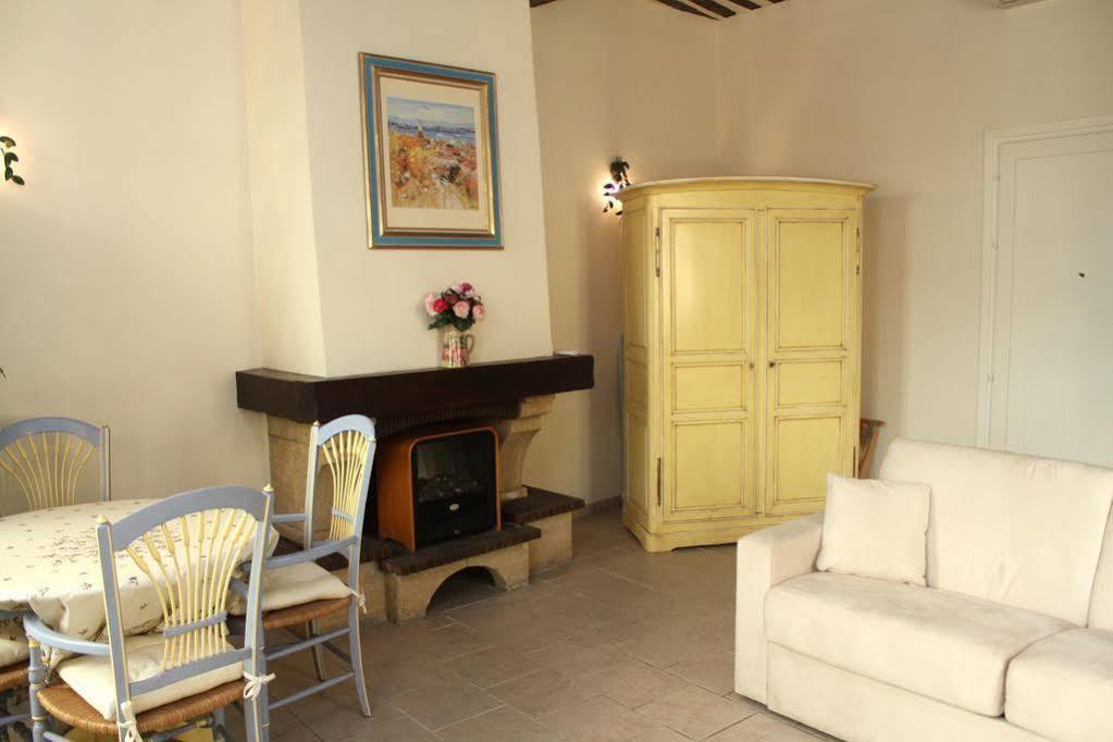 Very Charming Studio Apartment On Port In Cannes A Short Walk To Palais With Aircon And Internet 411 Exterior foto