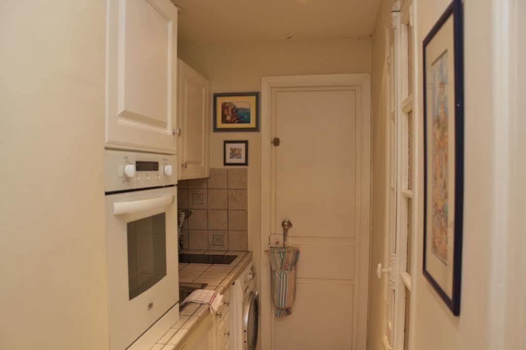 Very Charming Studio Apartment On Port In Cannes A Short Walk To Palais With Aircon And Internet 411 Exterior foto