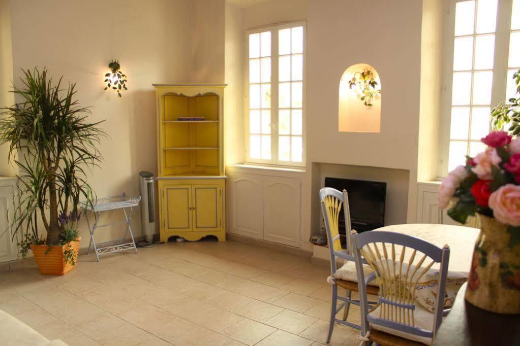 Very Charming Studio Apartment On Port In Cannes A Short Walk To Palais With Aircon And Internet 411 Exterior foto